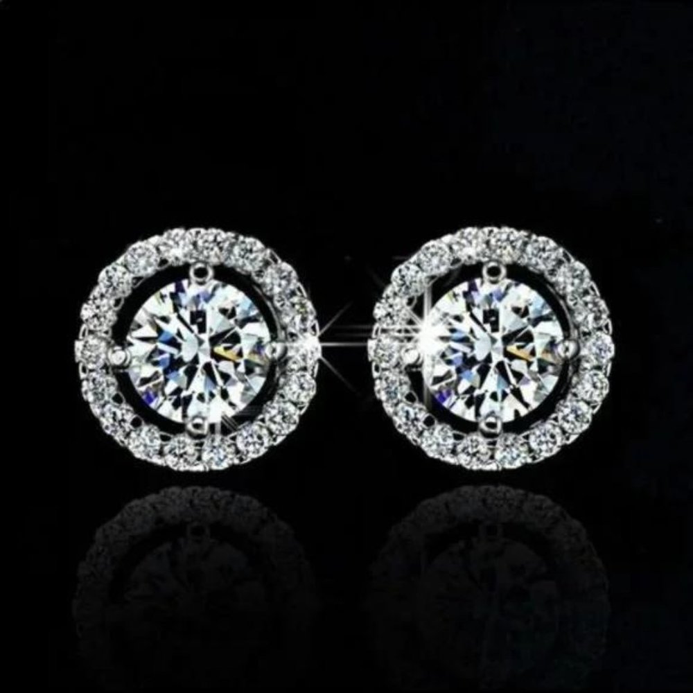 Luxury White Zircon Sterling Silver Stud Earrings, wow Earrings, cute Earrings.